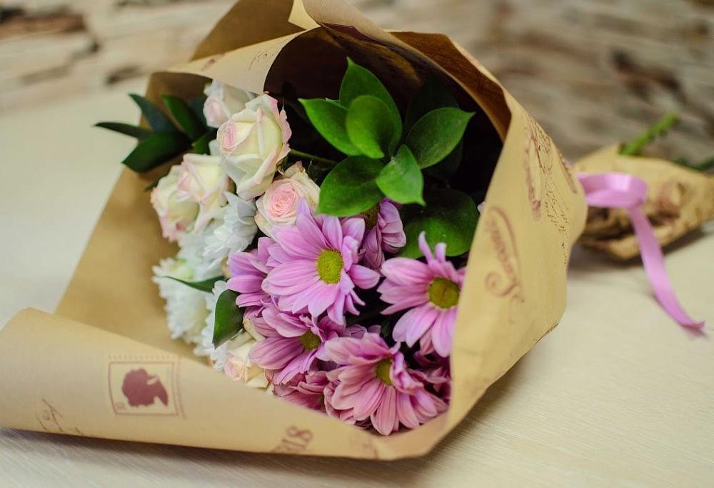 Букет цветов из: Розы и Хризантемы в Котельники