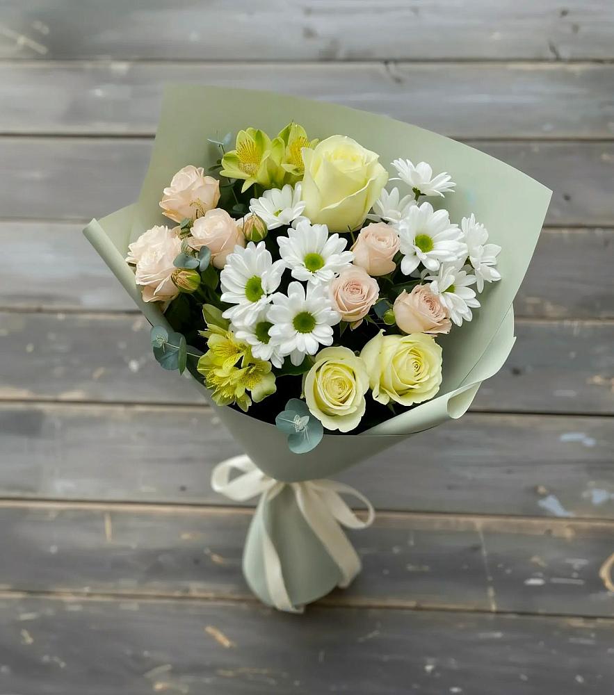 Букет цветов из: Альстромерии, Розы и Хризантемы в Котельники
