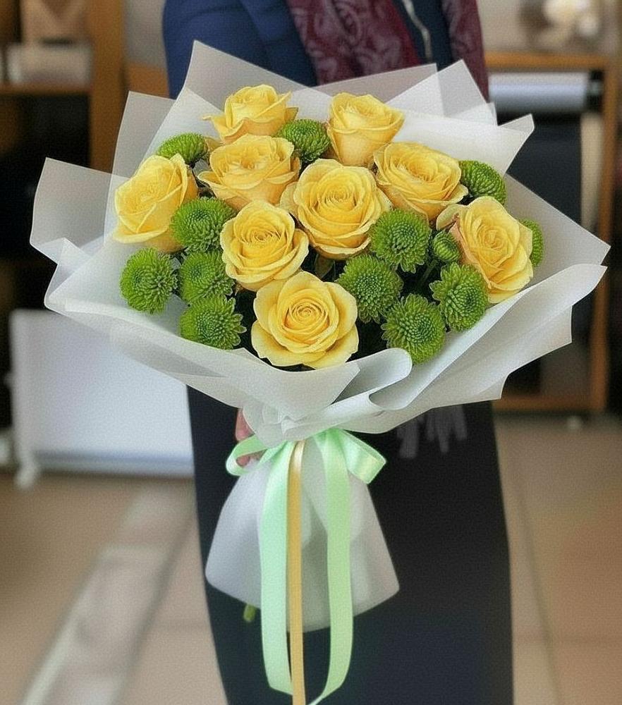 Букет цветов из: Хризантемы и Розы в Котельники