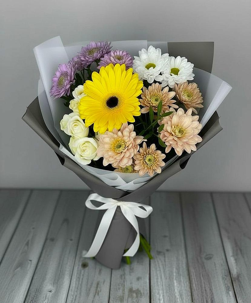 Букет цветов из: Розы, Герберы и Хризантемы в Котельники