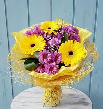 Букет цветов из:  Хризантемы и Герберы в Котельники