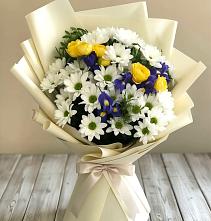 Букет цветов из:  Ирисы, Хризантемы и Розы #REPLACE_PRED# Котельники
