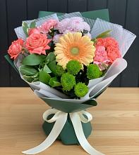 Букет цветов из:  Гвоздики, Розы, Герберы и Хризантемы #REPLACE_PRED# Котельники