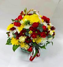 Цветочная композиция из Хризантемы и Розы в корзине в Котельники