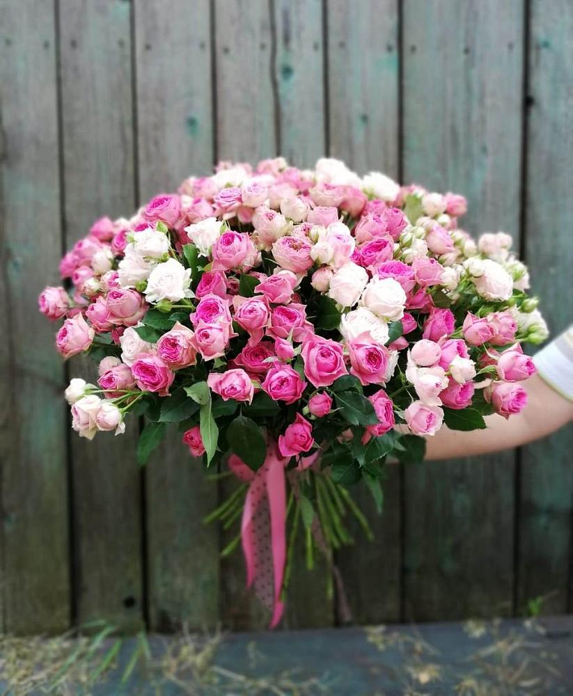 Букет Розовые кустовые розы Натали и Лав Лидия в Котельники