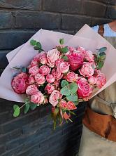 Букет цветов из:  Розы в Котельники