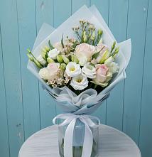 Букет цветов из:  Розы и Лизиантусы в Котельники