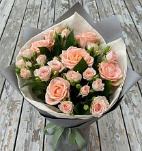 Букет цветов из:  Розы в Котельники